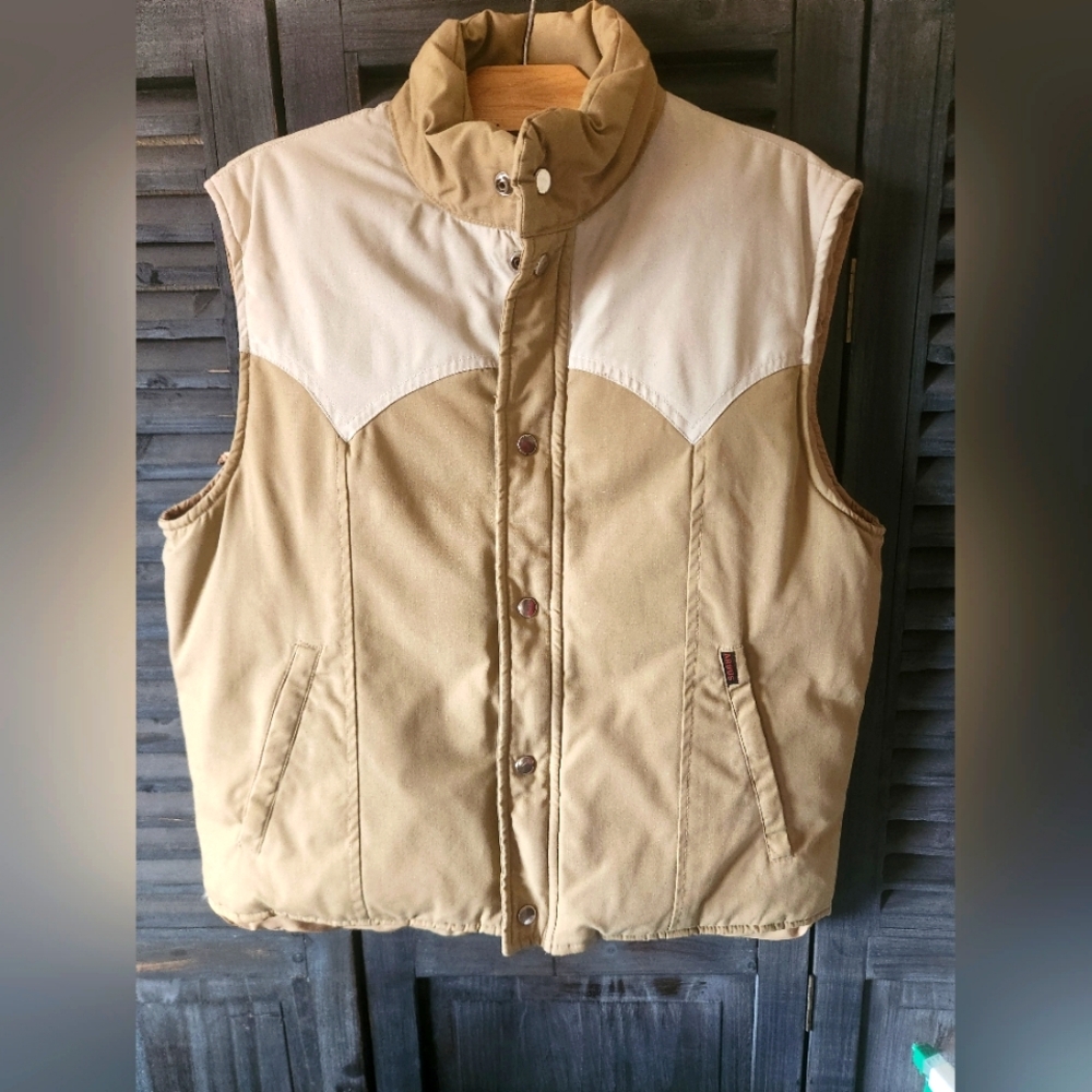 Vintage Argus Sportswear INC Tan and Cream Down Puffer Vest Size Large